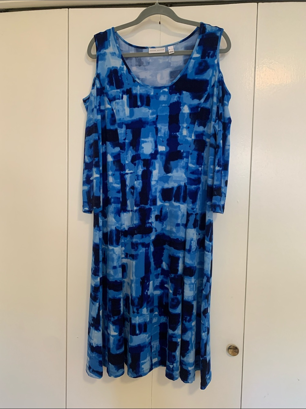 Coldwater Creek Blue Abstract Cold-Shoulder Midi Dress